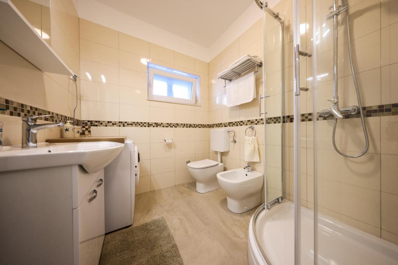 זאדאר Apartment Puntamika Villa De Rosa - Ground Floor מראה חיצוני תמונה