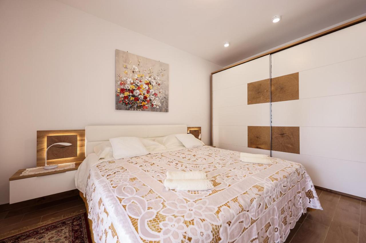 זאדאר Apartment Puntamika Villa De Rosa - Ground Floor מראה חיצוני תמונה